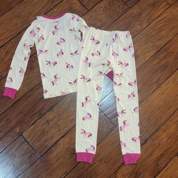 Hatley unicorn pajamas set - Picture 7 of 11